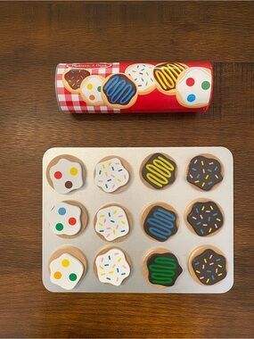 Melissa & Doug Wooden Cookie Baking Set - Colorful Frosted Cookies
